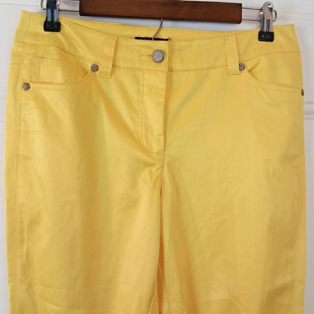 (3/$22) E39 By Eric bright yellow cropped pants